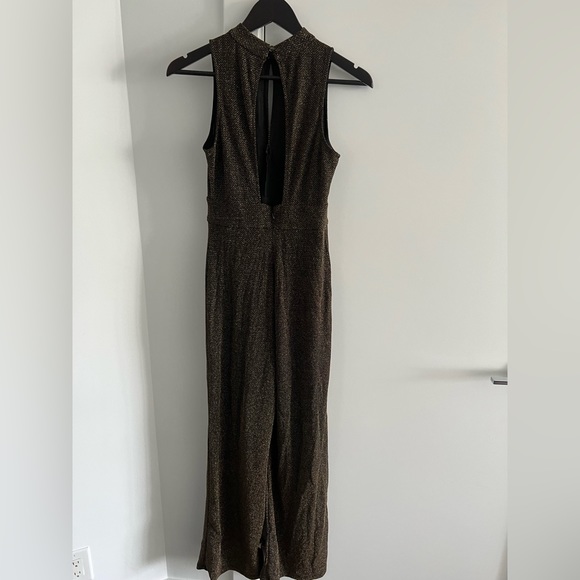 Black & Gold Jumper - Picture 3 of 3